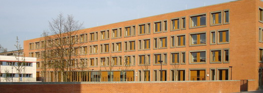 OSZ Bautechnik / Holztechnik in Berlin-Weißensee